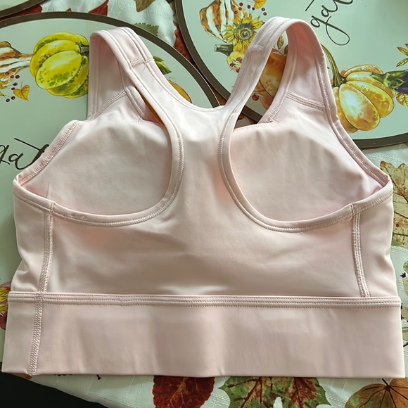 Bundle Nike Sports Bra & Old Navy ☘️ - Picture 6 of 11